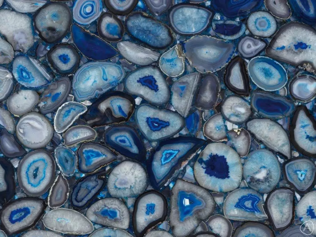 Blue-agate-closeup