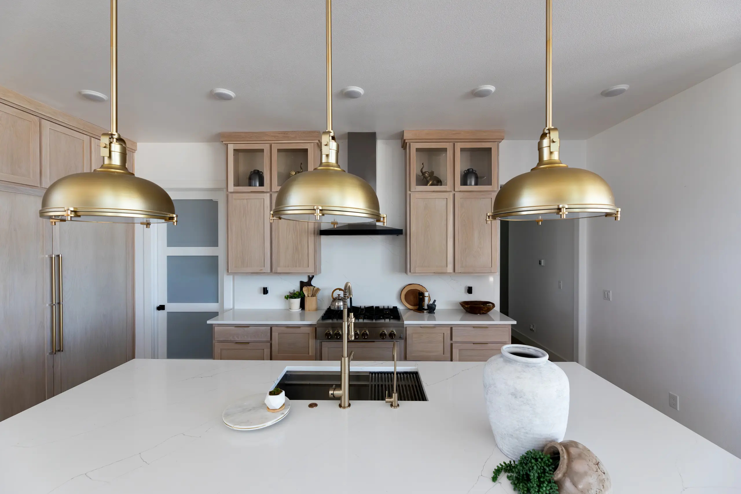 Maintaining the Beauty of Your Quartz Countertops: Tips for a Fresh and Gleaming Kitchen